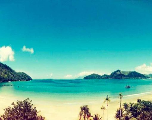 praia-da-enseada-no-guaruja-destino-do-litoral-paulista-para-passar-o-reveillon