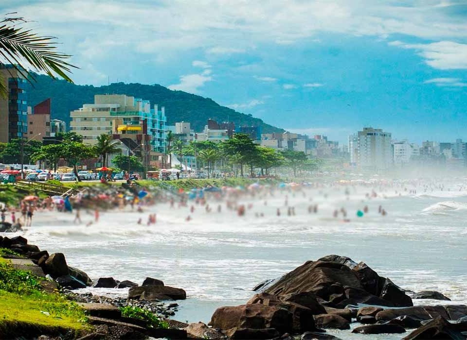 pacotes-de-reveillon-para-matinhos-no-parana-caioba-beach