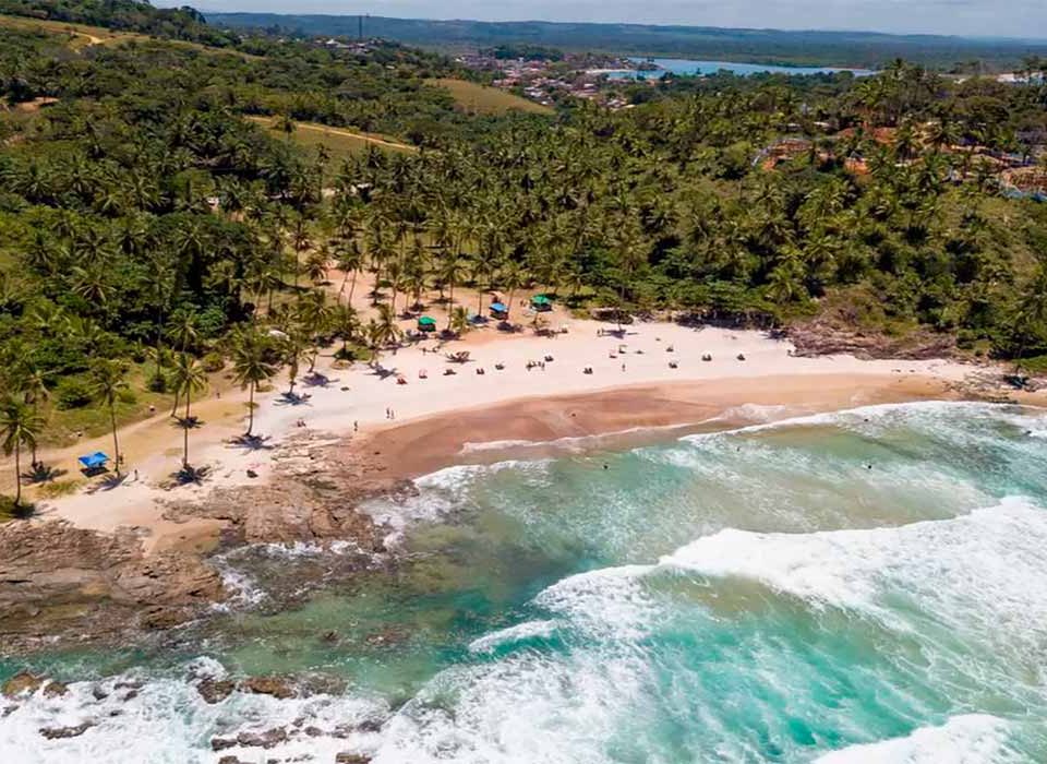 top-6-melhores-praias-da-bahia-para-passar-o-feriado-de-ano-novo