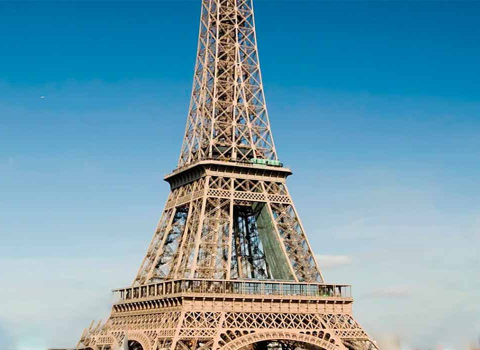 Promocao-de-reveillon-para-Paris-em-2023